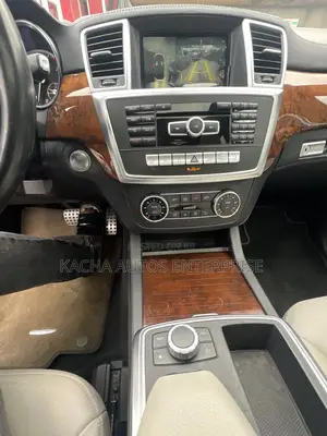 Mercedes-Benz M Class ML400 4MATIC 4dr SUV AWD (3.0L 6cyl Turbo 7A)