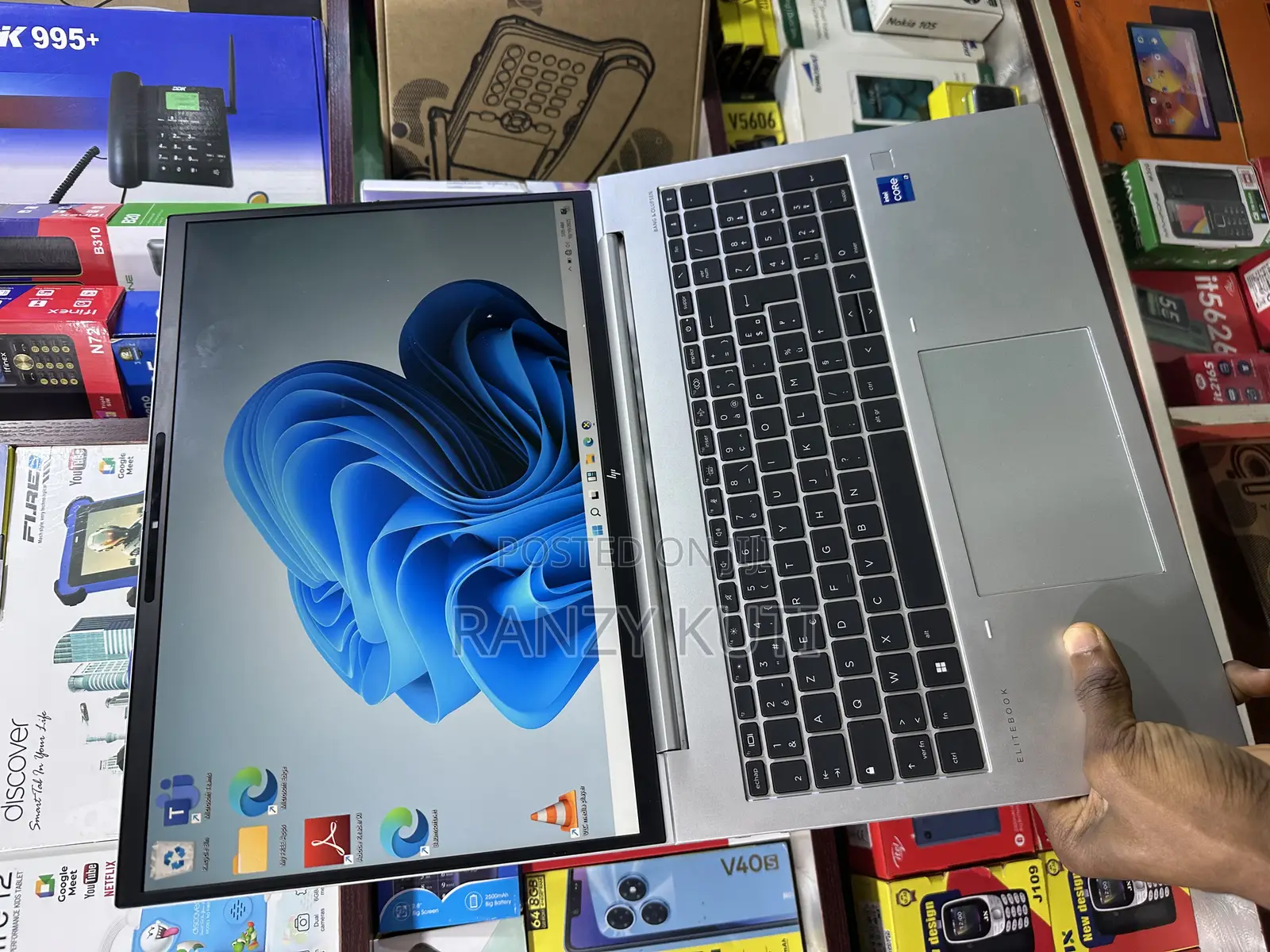 Laptop HP EliteBook 860 G9 16GB Intel Core I7 SSD 512GB