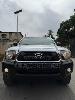 Toyota Tacoma 2013 Silver