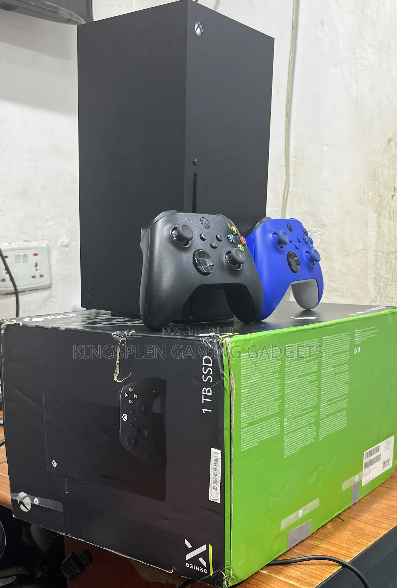 Open Box Xbox Series X With Fc26 Package