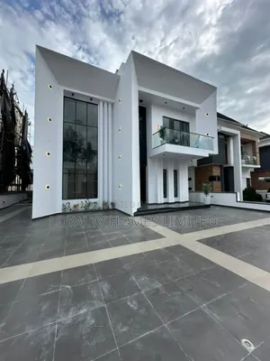 Furnished 5bdrm Duplex in Ikota for sale