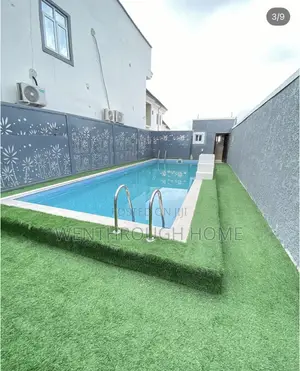 Furnished 4bdrm Duplex in Victoria Crest V, Lekki Phase 2 for rent