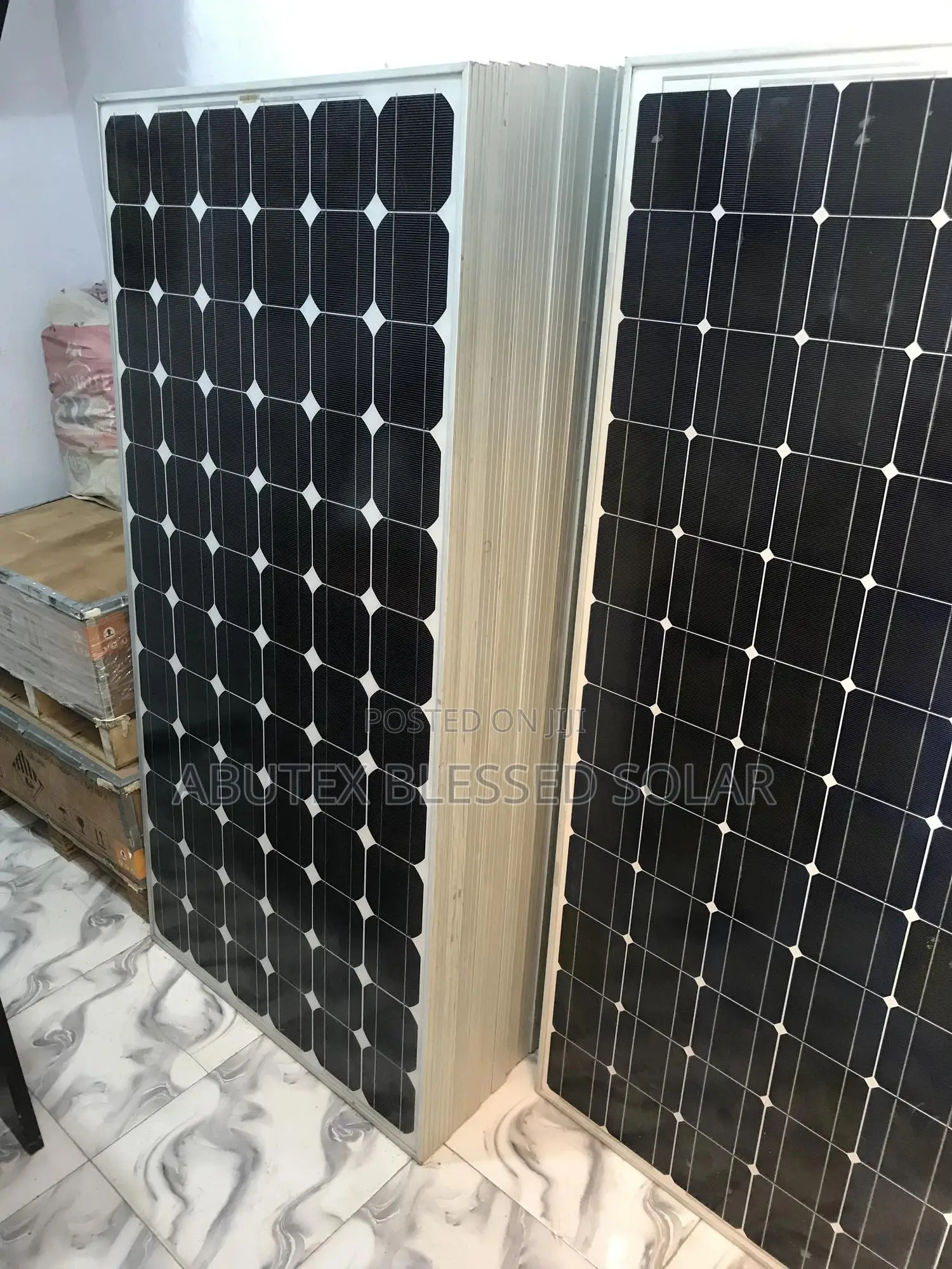 300watt Jinko Solar Panel Mono