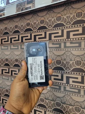 Samsung Galaxy S10e 128 GB Black