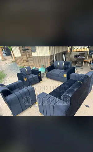 U Sofas Quality Living Room Is Available to Pick