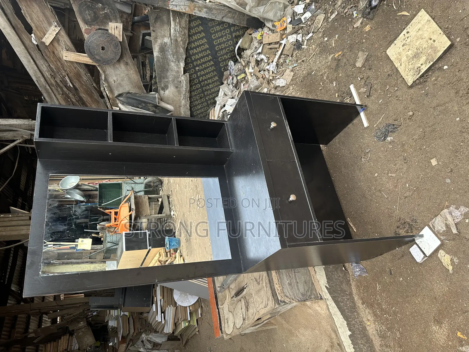 Portable Vanity Table
