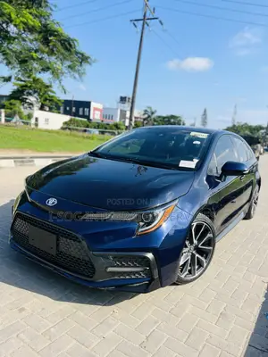 Toyota Corolla SE 2021 Blue