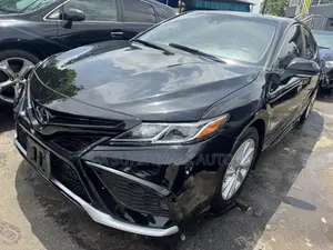 Toyota Camry SE 2021 Black