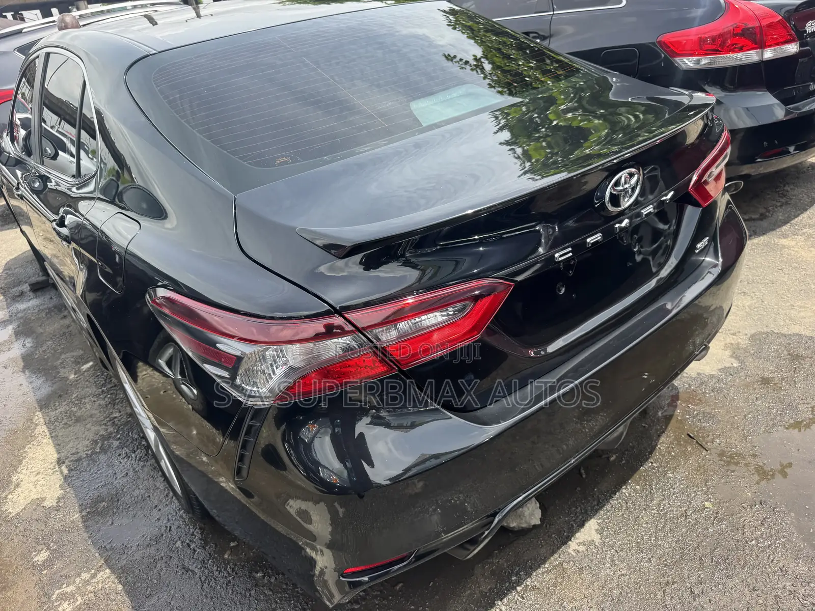 Toyota Camry SE 2021 Black