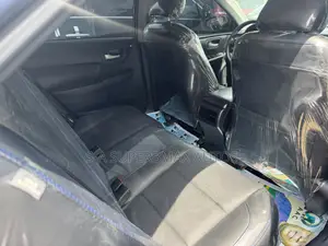 Toyota Camry LE 4dr Sedan (2.5L 4cyl 6A) 2015 Blue