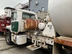 Mack Mixer