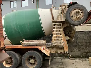 Mack Mixer