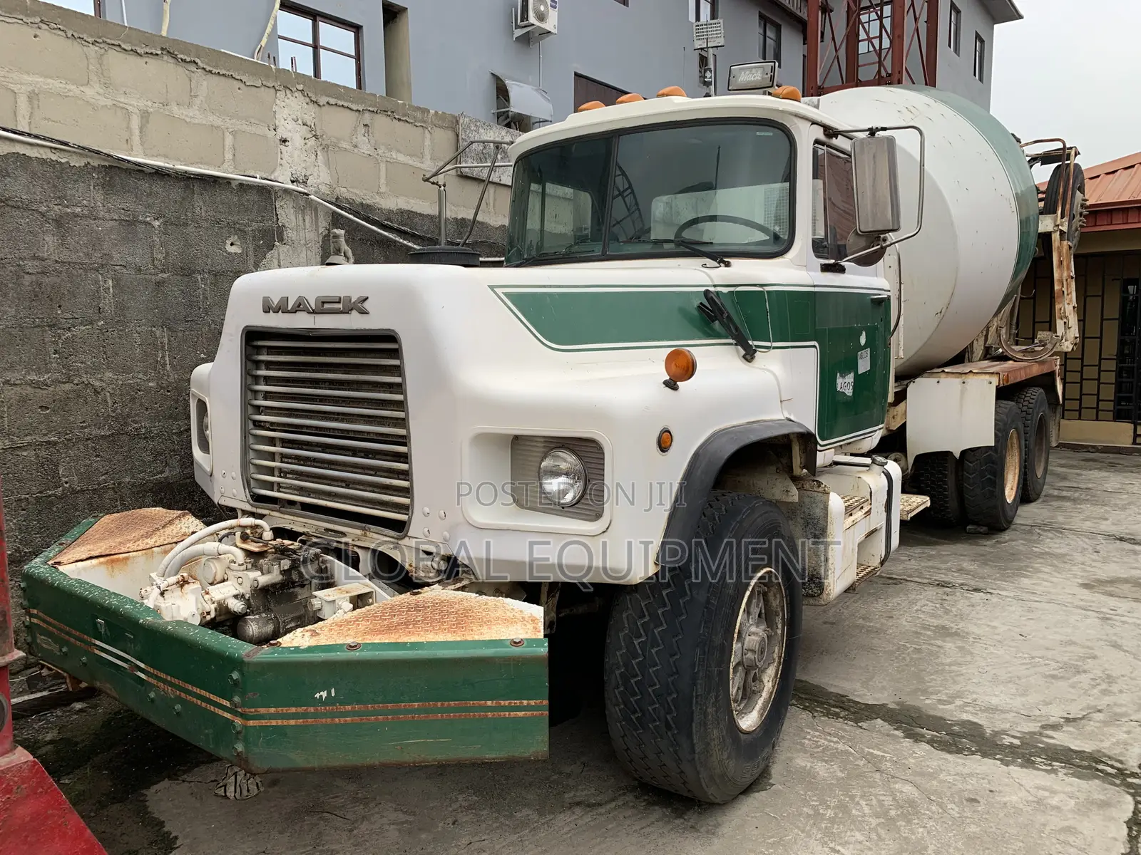 Mack Mixer