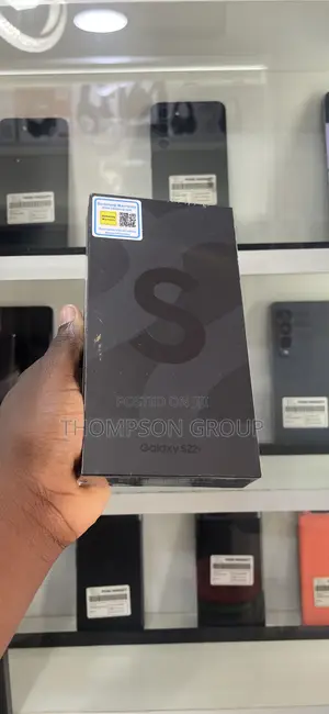 New Samsung Galaxy S22+ 5G 256 GB Black