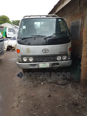 Toyota Dyna 150 Petrol Silver