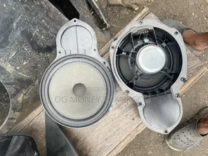 Speaker for Volkswagen Passat
