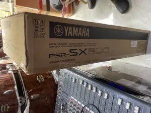 Yamaha PSR Sx600 Keyboard