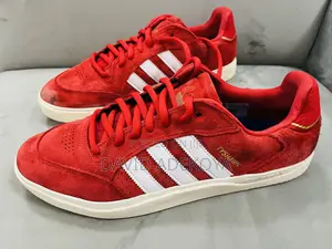 Adidas Tyshawn Sneakers (Size 12)