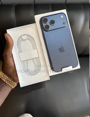 New Apple iPhone 17 Pro 256 GB Blue