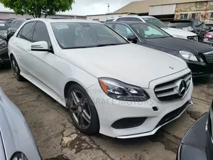 Mercedes-Benz E350 Base 4Matic Sedan AWD (3.5L 6cyl 7A) 2016 White