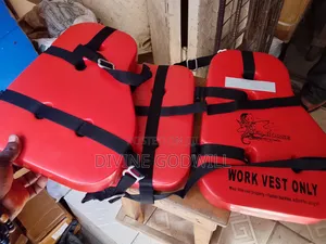 3 Picking Life Jacket