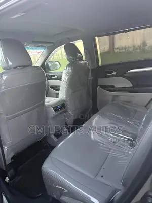 Toyota Highlander XLE 4dr SUV AWD (3.5L 6cyl 6A) 2014 Green