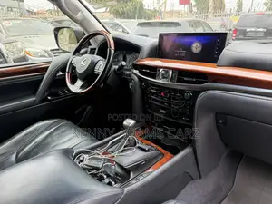 Lexus LX 2017 Gray