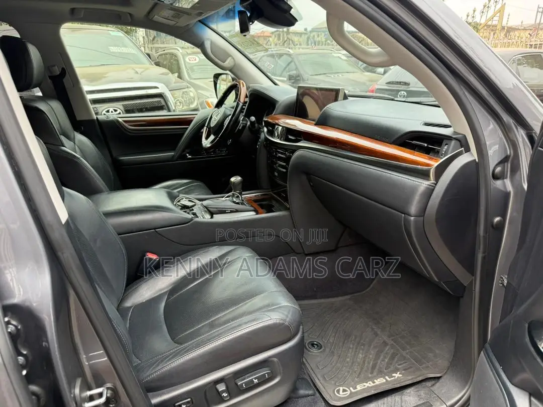 Lexus LX 2017 Gray