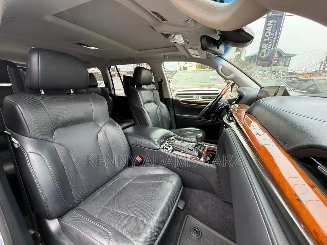 Lexus LX 2017 Gray