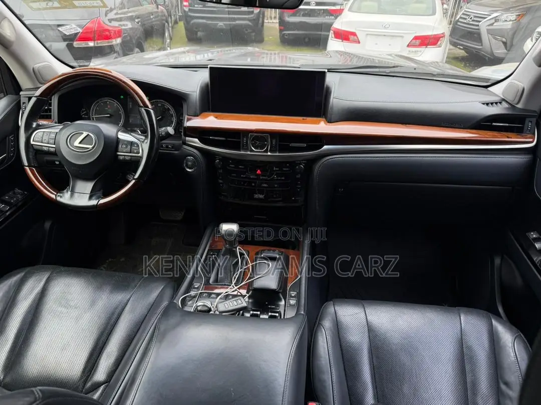 Lexus LX 2017 Gray