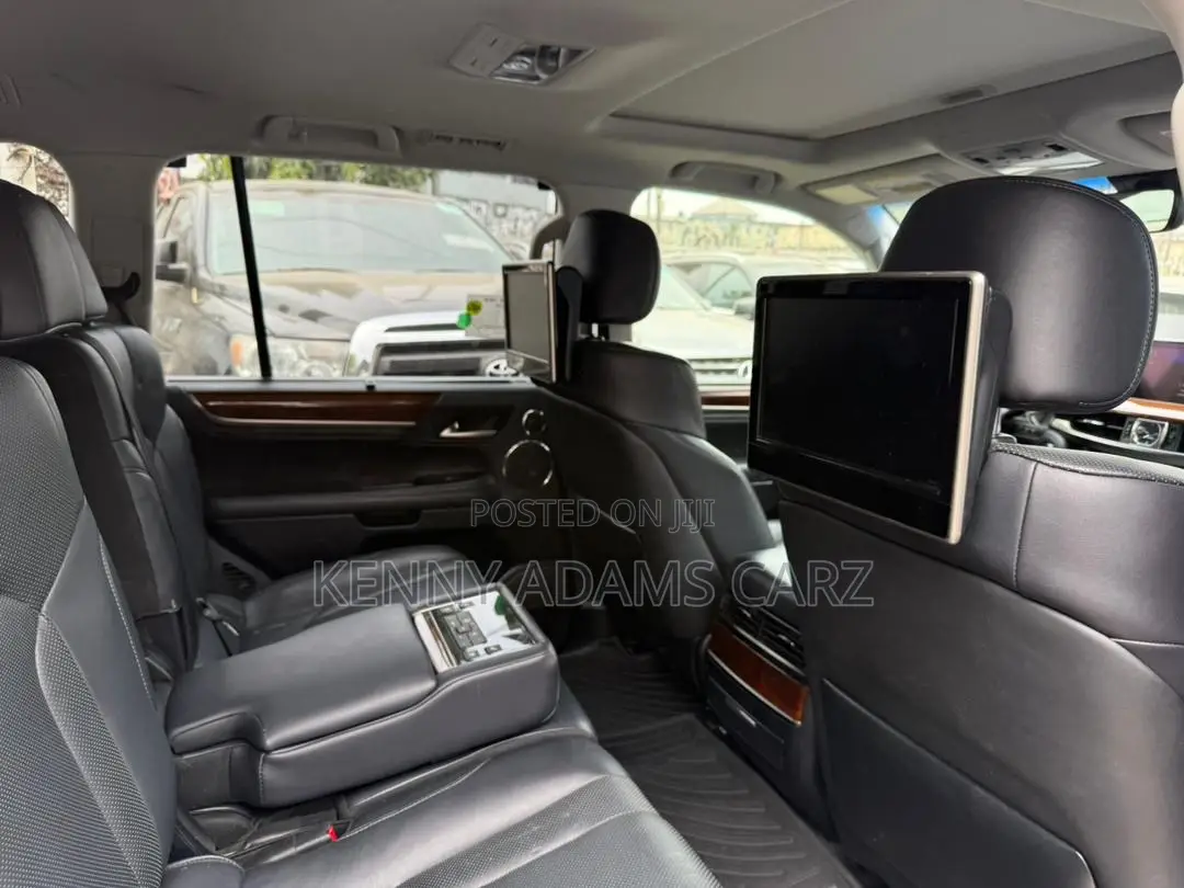 Lexus LX 2017 Gray