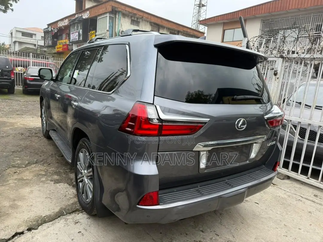 Lexus LX 2017 Gray
