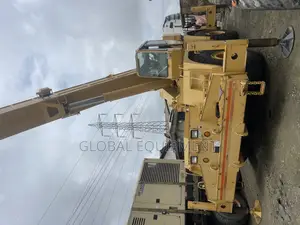 Grove Crane
