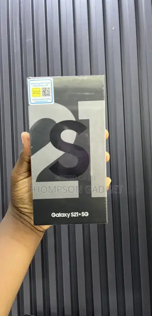 New Samsung Galaxy S21+ 5G 128 GB Silver