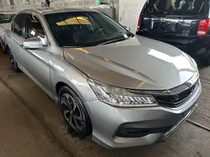 Honda Accord EX-L V6 4dr Sedan FWD (3.5L 6cyl 6A) 2017 Silver