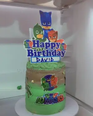 Size 6 Cartoon Character Cake – 3 Layers, Vanilla Strawberry