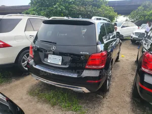 Mercedes-Benz GLK-Class Base GLK 350 4dr 4x2 (3.5L 6cyl 7A) 2015 Black
