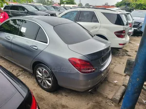 Mercedes-Benz C300 Sport 4Matic Sedan AWD (2.0L 4cyll 7A) 2016 Gray