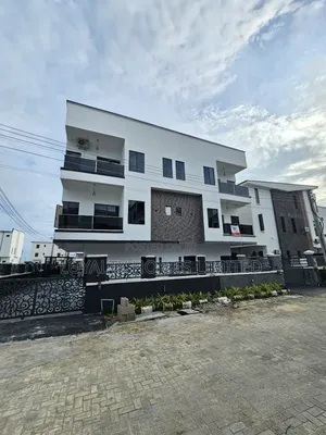 Furnished 4bdrm Duplex in Lekki for sale