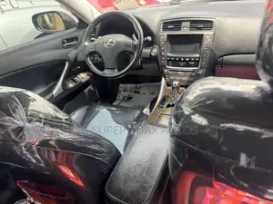 Lexus IS 250 Automatic 2011 Black