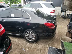 Mercedes-Benz C300 Sport 4Matic Sedan AWD (2.0L 4cyll 7A) 2016 Black
