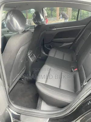 Hyundai Elantra 2017 Black