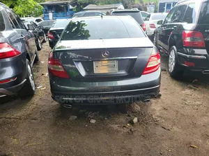 Mercedes-Benz C300 Sport 4Matic Sedan AWD (3.0L 6cyl 7A) 2011 Gray