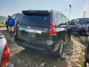 Toyota Land Cruiser Prado 4.0 Petrol GX-R 2022 Black