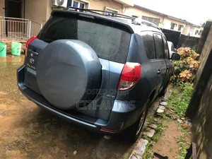 Toyota RAV4 2008 Blue