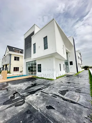 Furnished 5bdrm Duplex in Ikate for sale