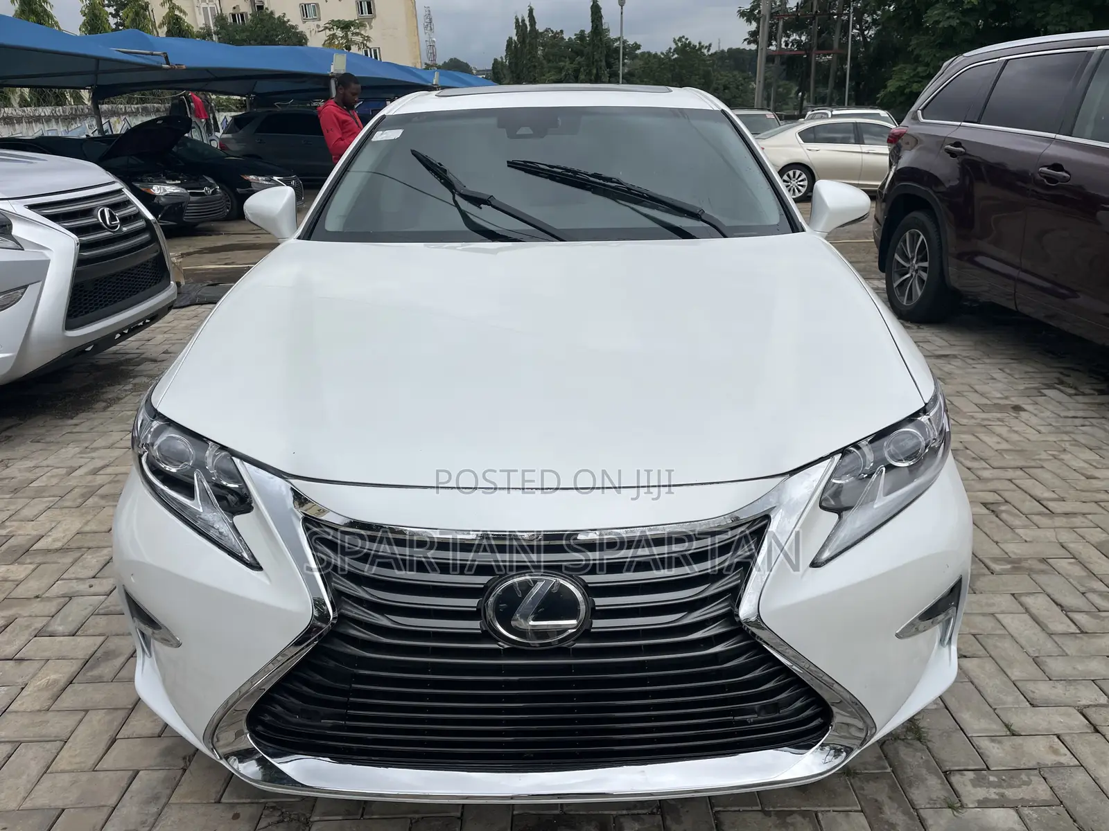 Lexus ES 2017 White
