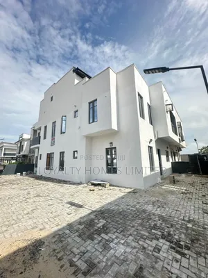 Furnished 5bdrm Duplex in Lekki for sale