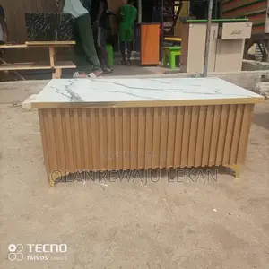 Standard Modern Center Table