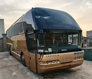 Bus 2015 Gold